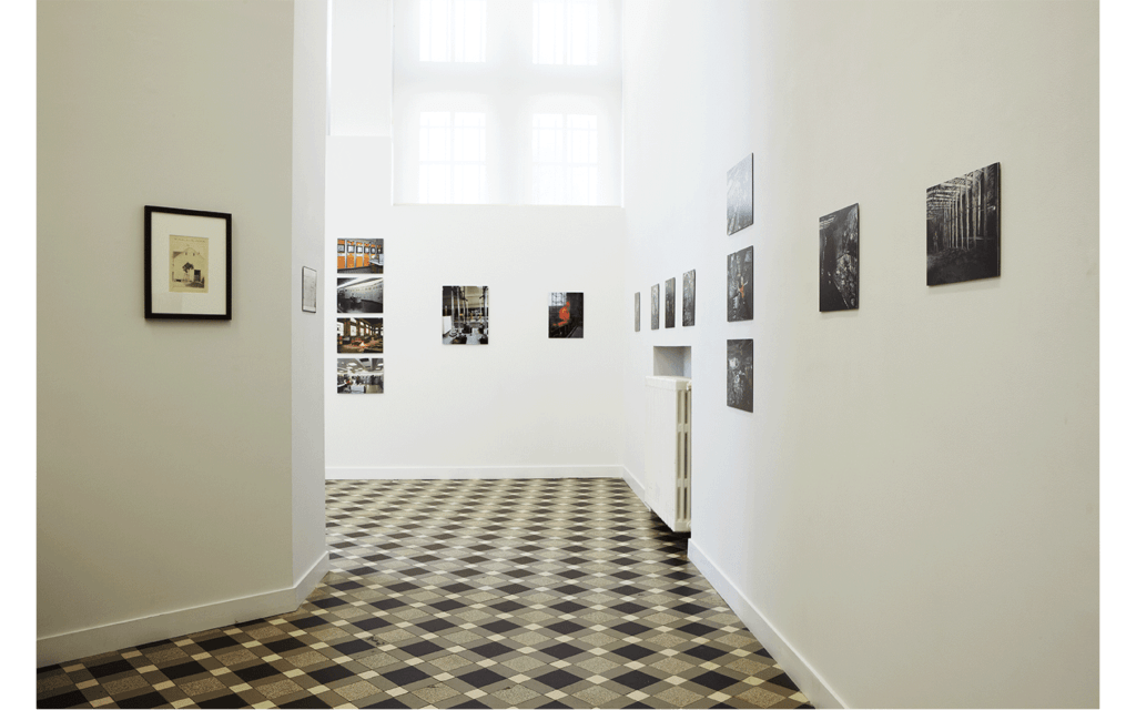 Vues partielles de l'exposition « La Mine en oeuvre 1890-1990. L'homme et l'industrie minière dans le Nord – Pas-de-Calais »