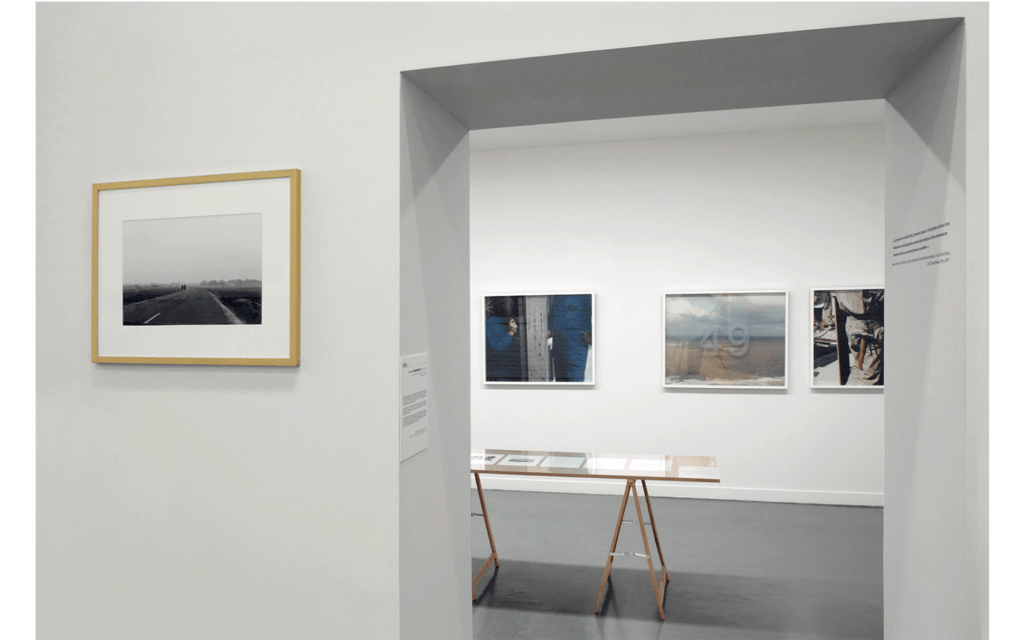 Vues partielles de l’exposition « Le Paysage dans la collection du CRP » 