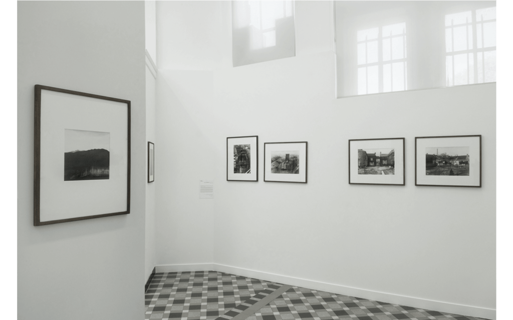 Vues partielles de l’exposition « Le Paysage dans la collection du CRP » 