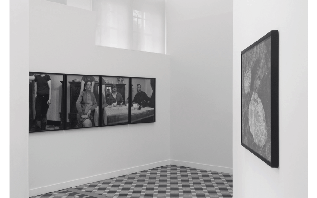Vues partielles de l'exposition « Humaine »