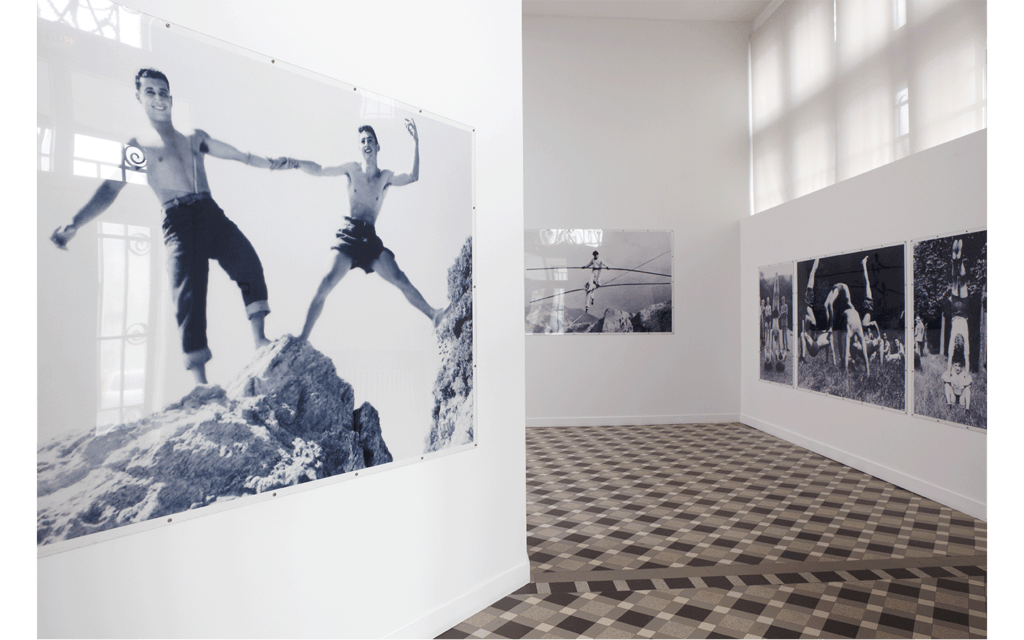 Vues partielles de l'exposition «  Volet 1 : Images déployées »