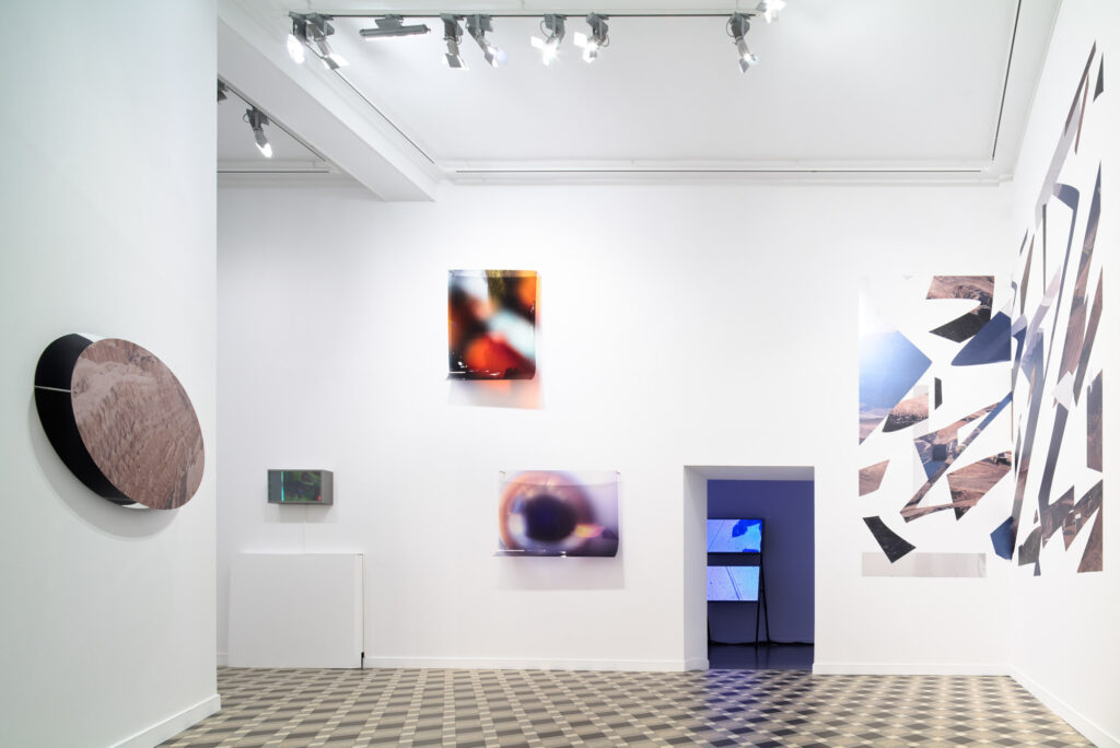 Vue exposition «Lucien Bitaux / Soleils mineurs»