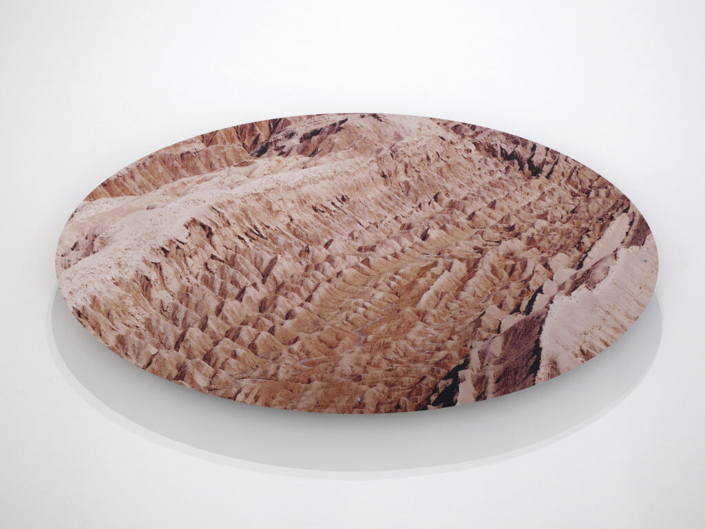 Éclipse brute, 2025